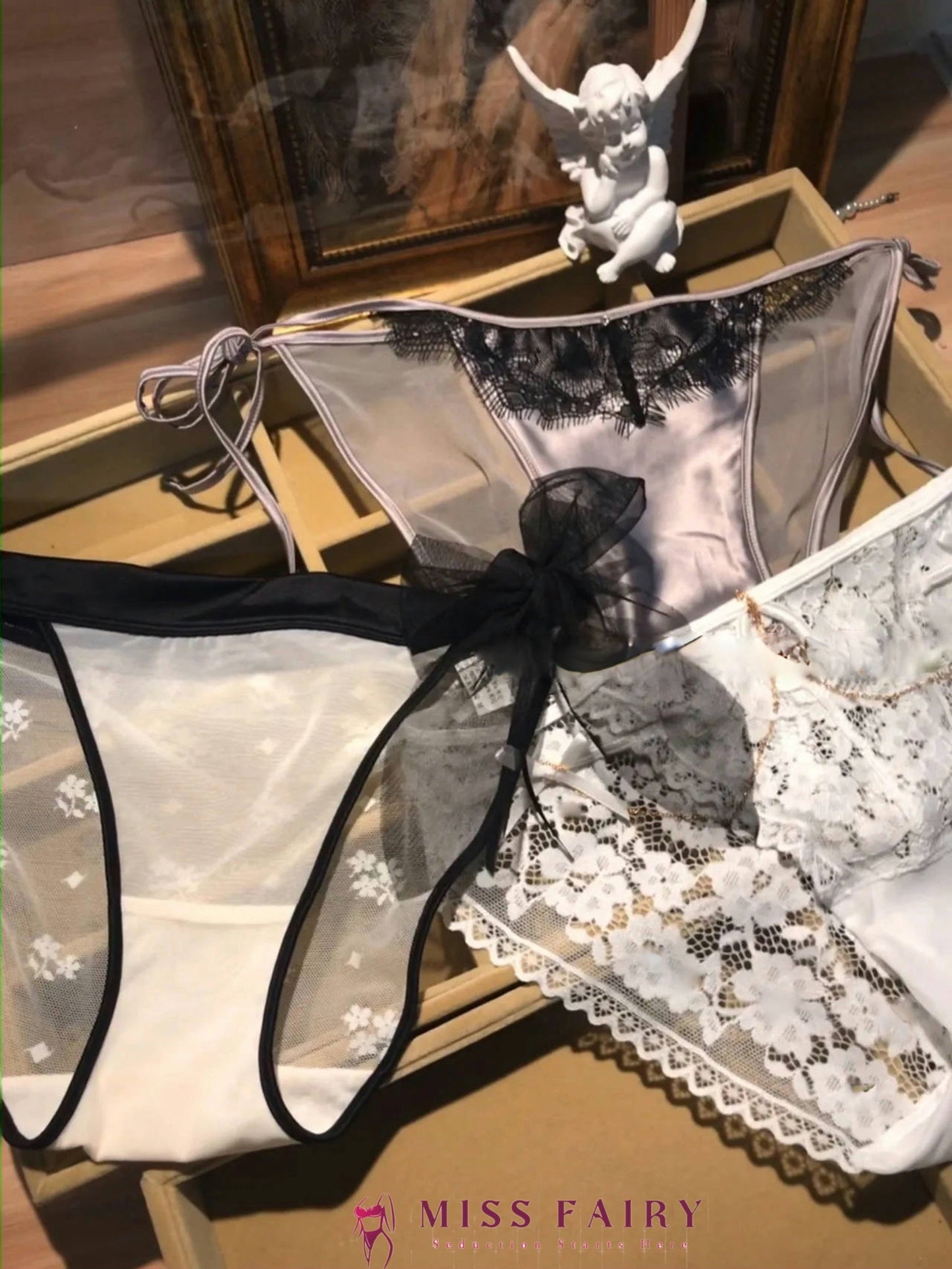 Moonlit Lace Edition | 6-Piece Elegant Panty Gift Set