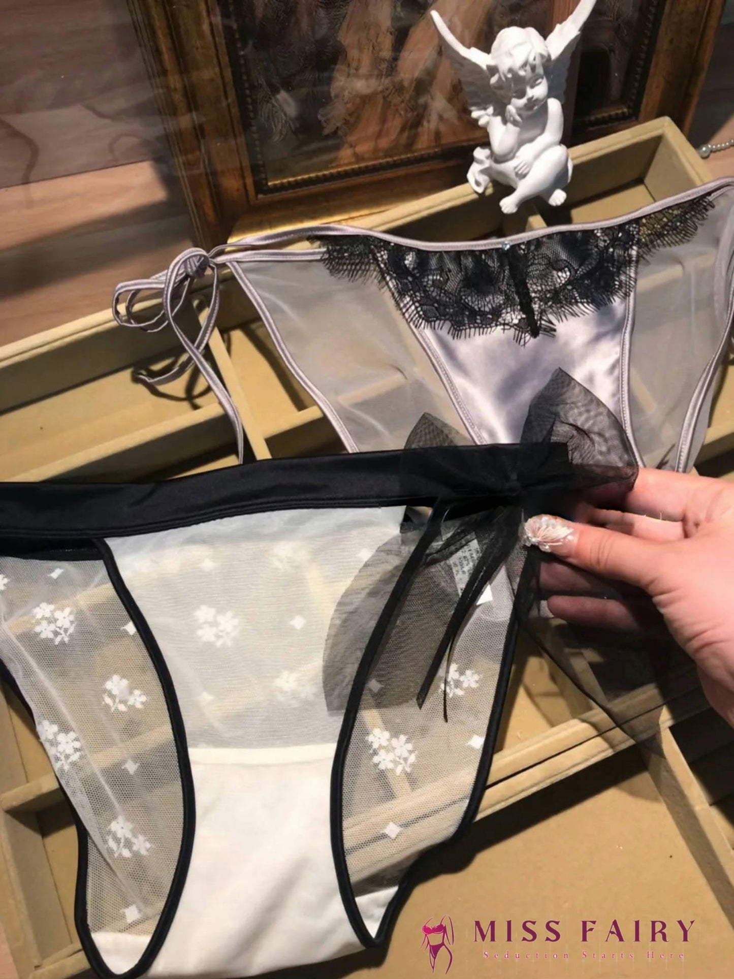 Moonlit Lace Edition | 6-Piece Elegant Panty Gift Set